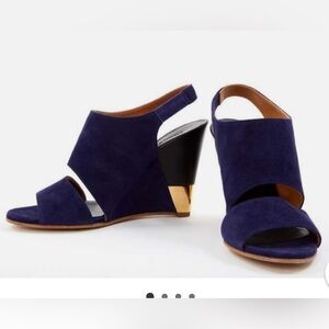 Chloe Elegant Blue Suede Wedge Sandals